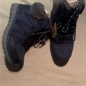 Skechers Women’s Slip-ins Graceful water-repellent hiker boots - Navy 10 M